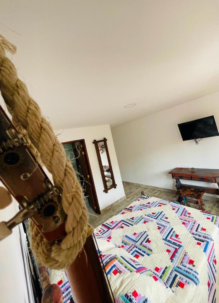 Paisa Territory Jardin Hotel Room photo